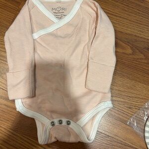 MORI Peach Striped Baby Bodysuit